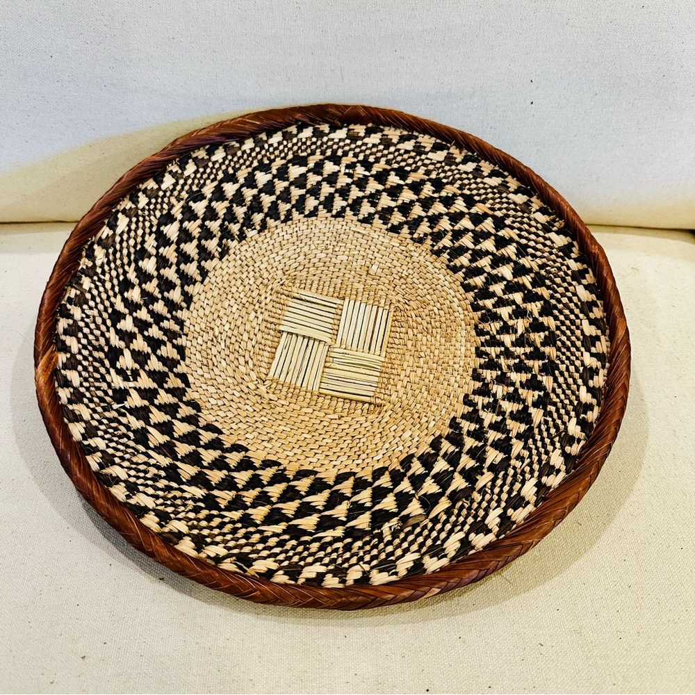 NEW Africa Woven Basket. Made by the Binga people of Zambia/Zimbabwe